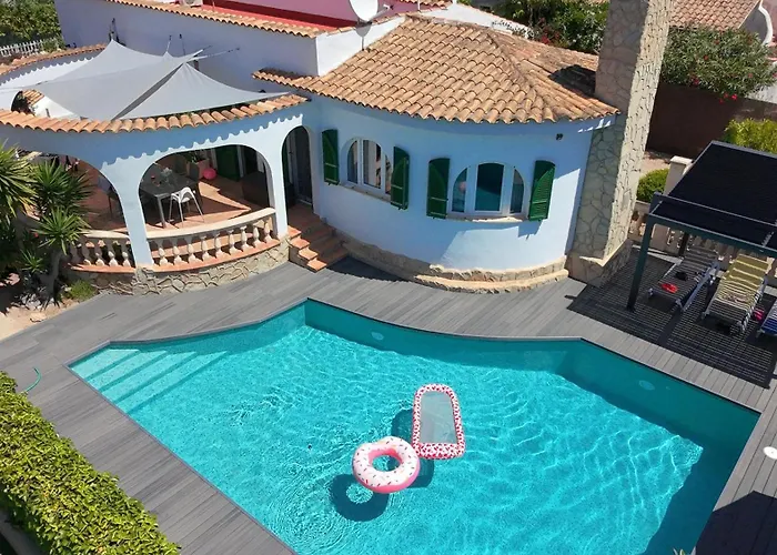 Villa Cala Mendia